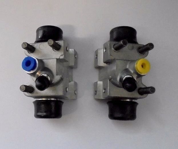 REAR BRAKE WHEEL CYLINDERS x2 (TVR Grantura Mk2) (1960- 62 Only) 