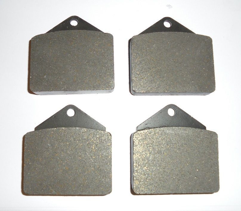 FRONT BRAKE PADS SET (Daimler DS420 Limo) (** 1968- Feb 78 Only **)   