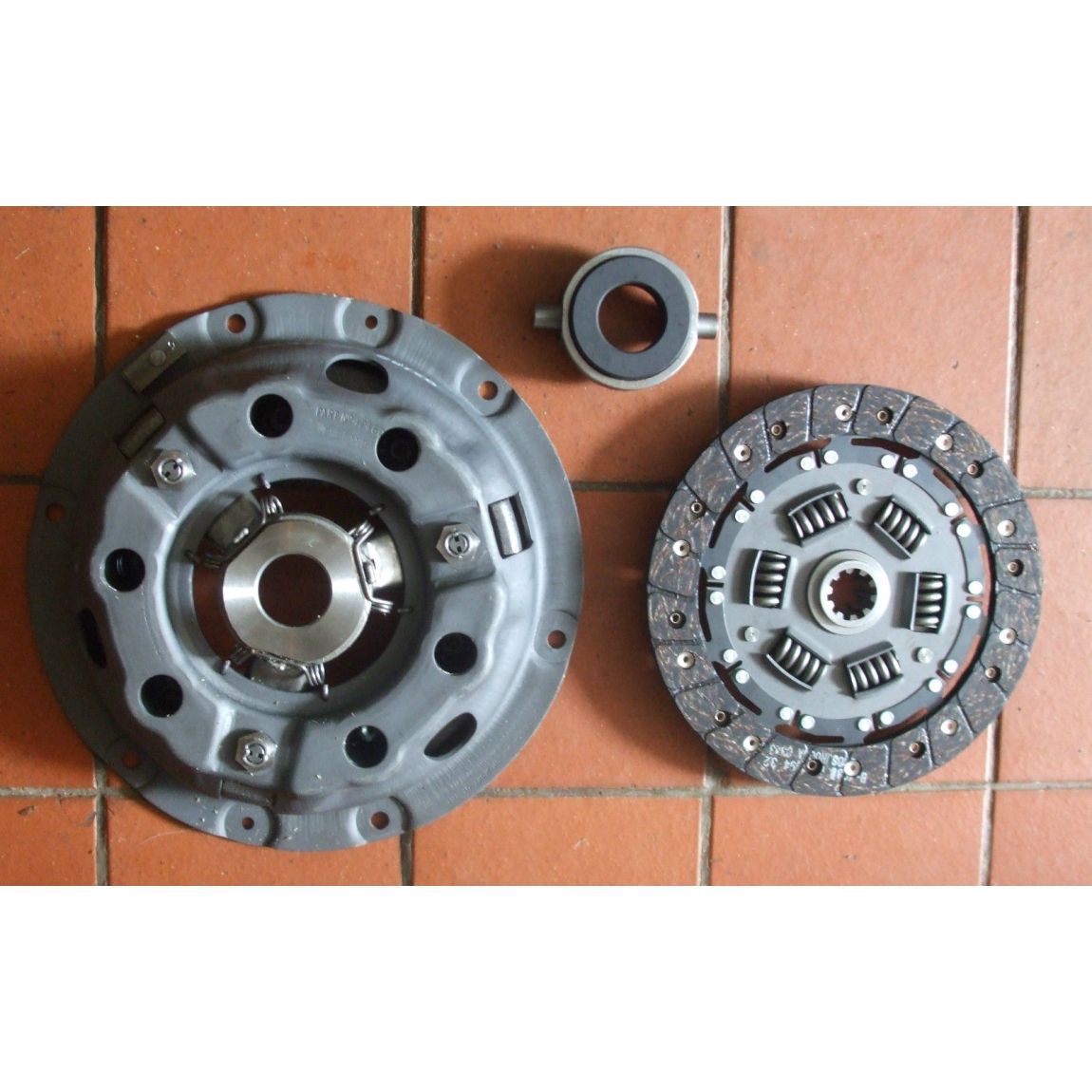 CLUTCH KIT (Riley 4/68) (1489cc) (1959- 61 Only) 