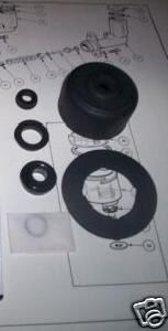 BRAKE MASTER CYLINDER REPAIR SEALS KIT (Reliant Robin) (1973- 78)