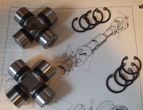 UNIVERSAL JOINTS x2 (Vauxhall Wyvern) (Ser. L & E) (1948- 57) 