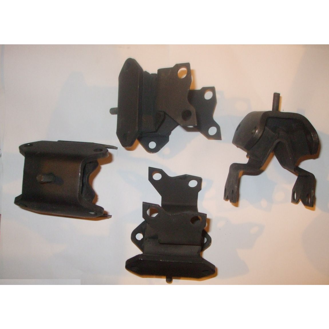 REAR SUBFRAME (CRADLE MOUNTS) x4 (Aston Martin DB7) (1994- 2004)